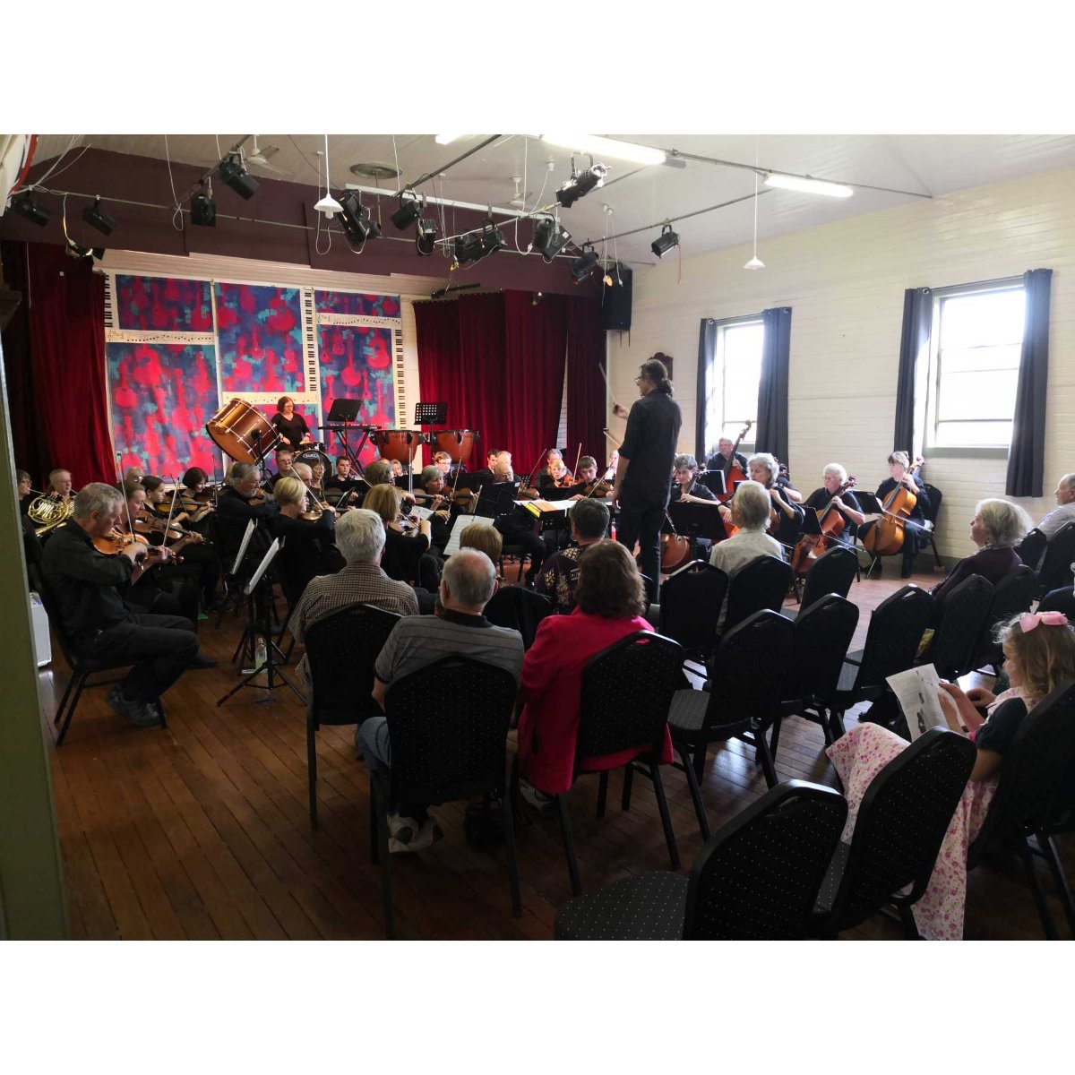 Hall — photo 2