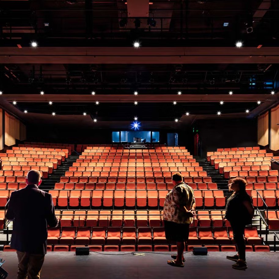 Auditorium — photo 2