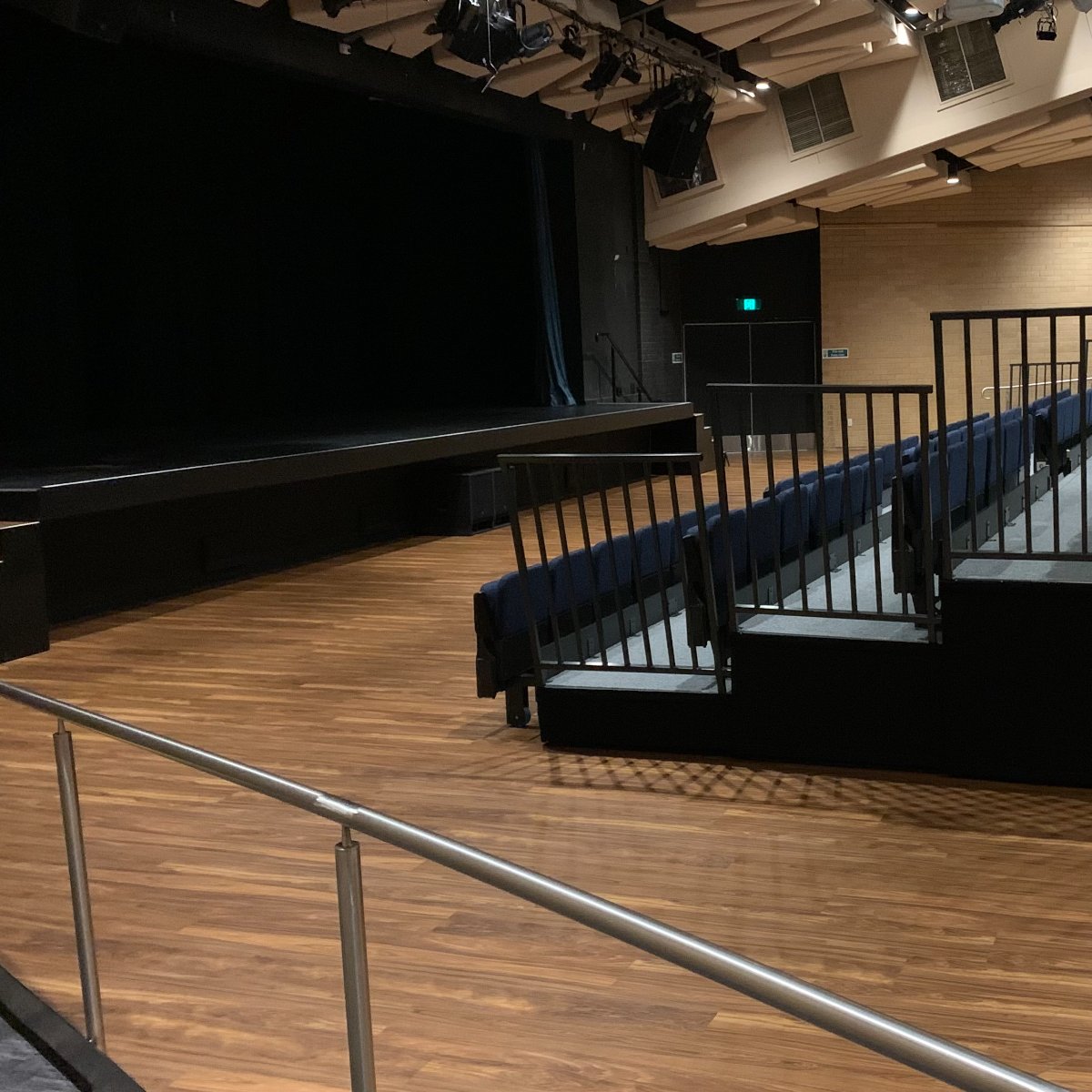 Auditorium — photo 3