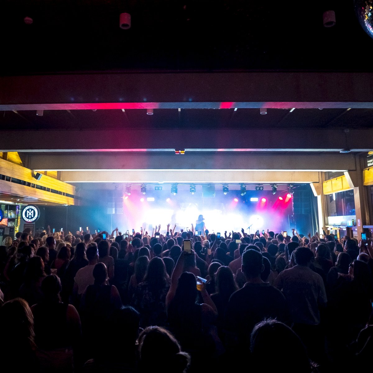 Indoor Venue — photo 3