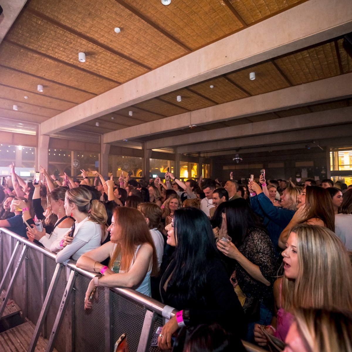 Indoor Venue — photo 4