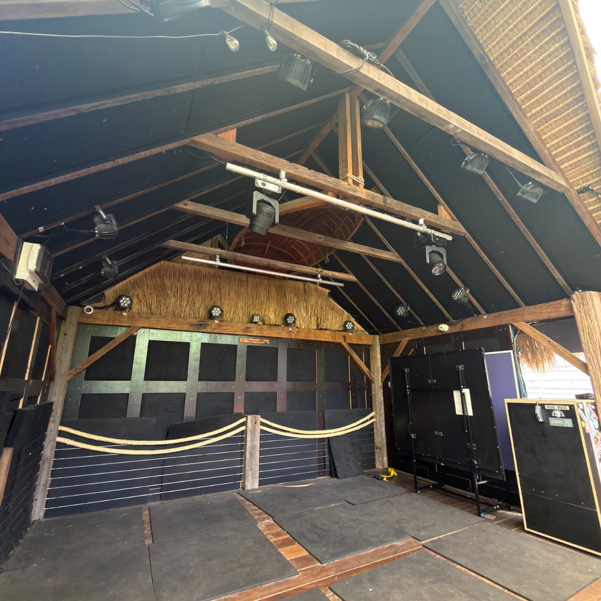 FlowBar & Boogie Woogie Beach House — photo 3