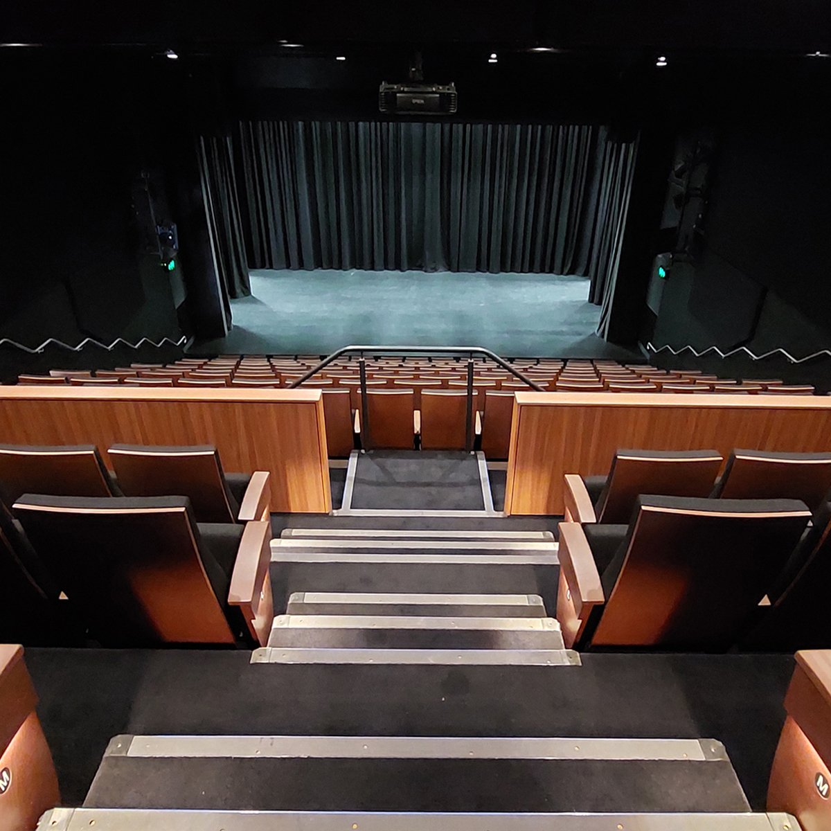 Theatre — photo 4