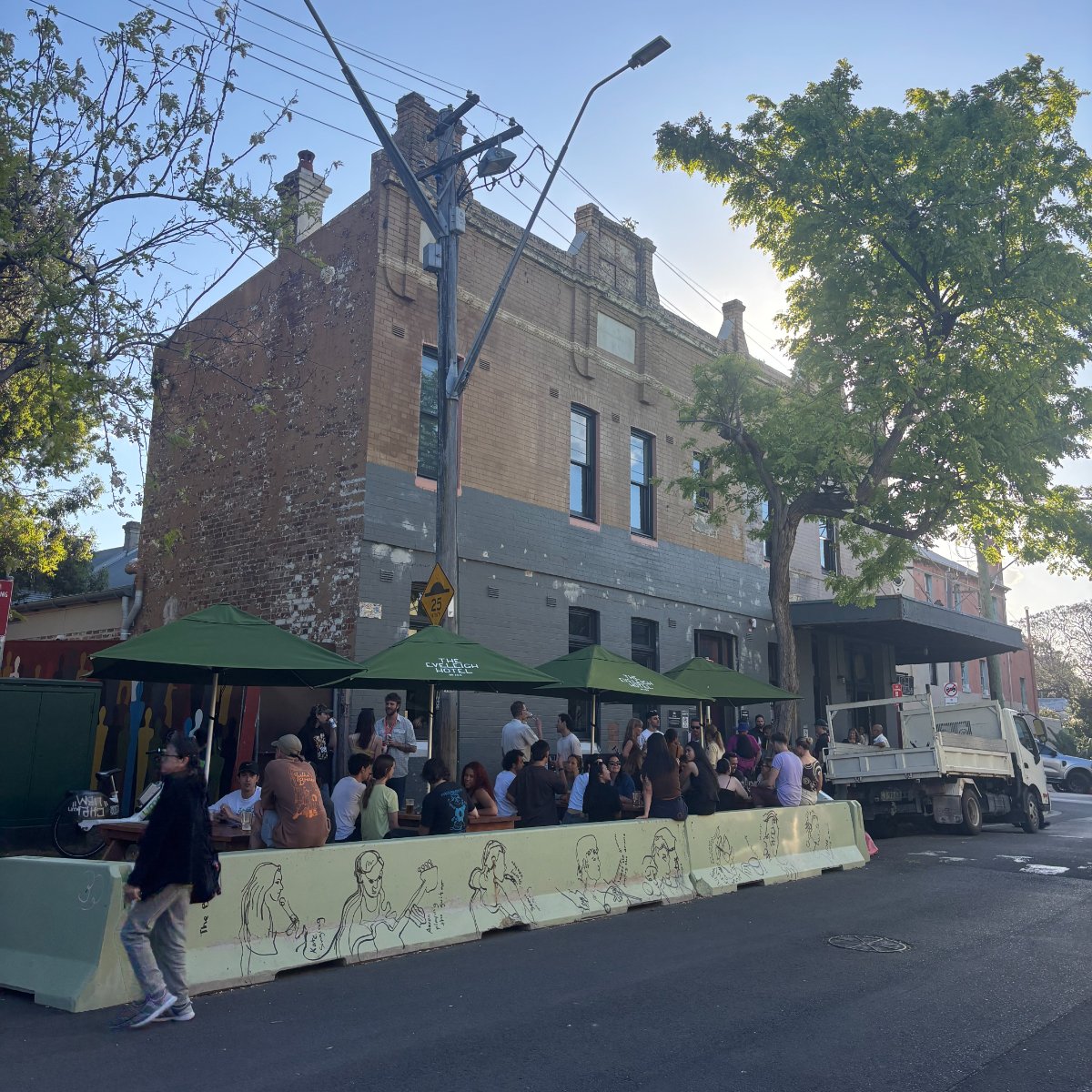 The Eveleigh Hotel (Bandroom) — photo 4